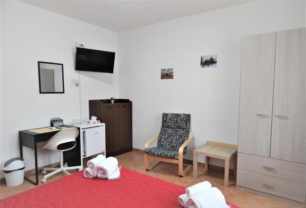 Narzole Amo' Le Langhe Bed & Breakfast エクステリア 写真